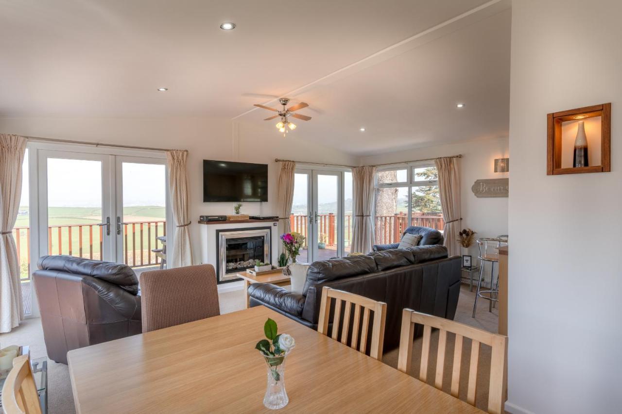 Finest Retreats - Serendipity Lodge Torpoint Bagian luar foto