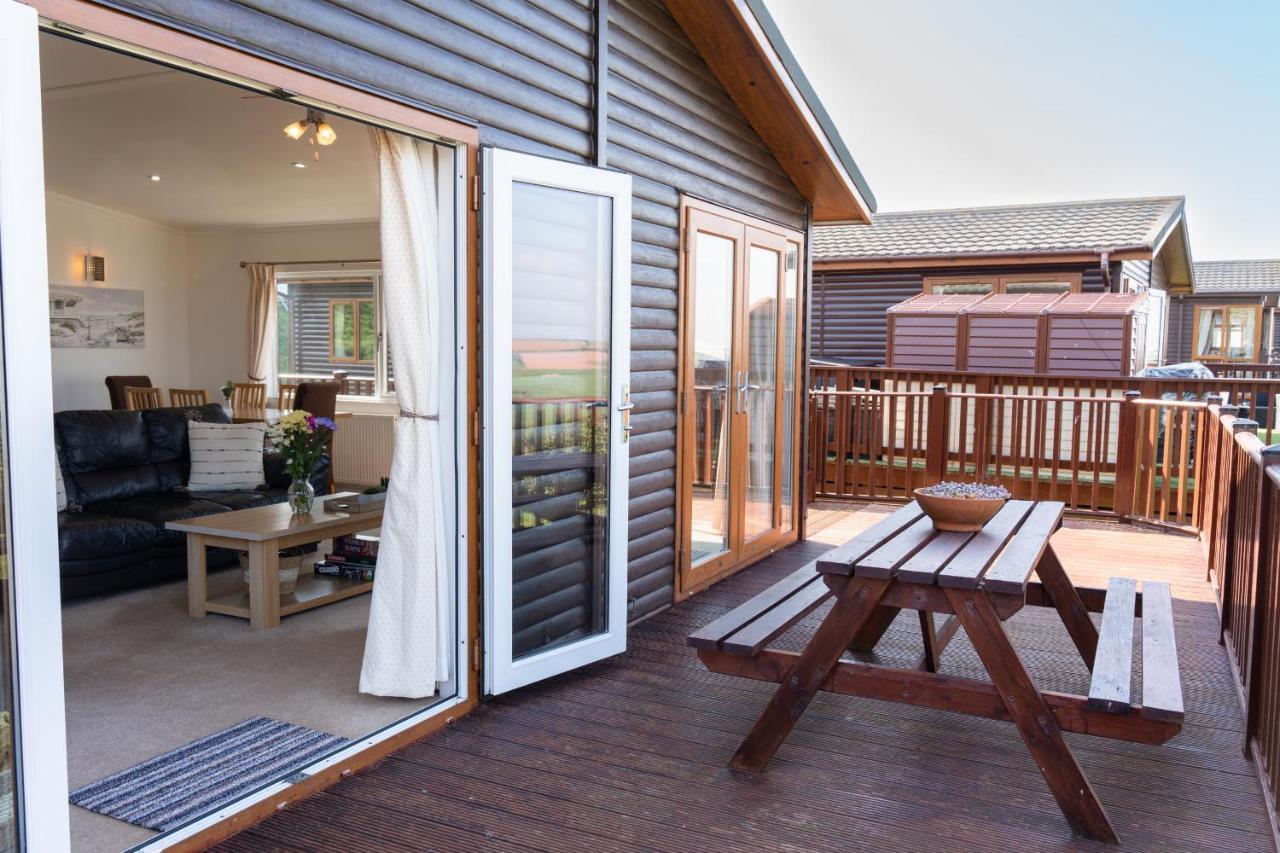 Finest Retreats - Serendipity Lodge Torpoint Bagian luar foto