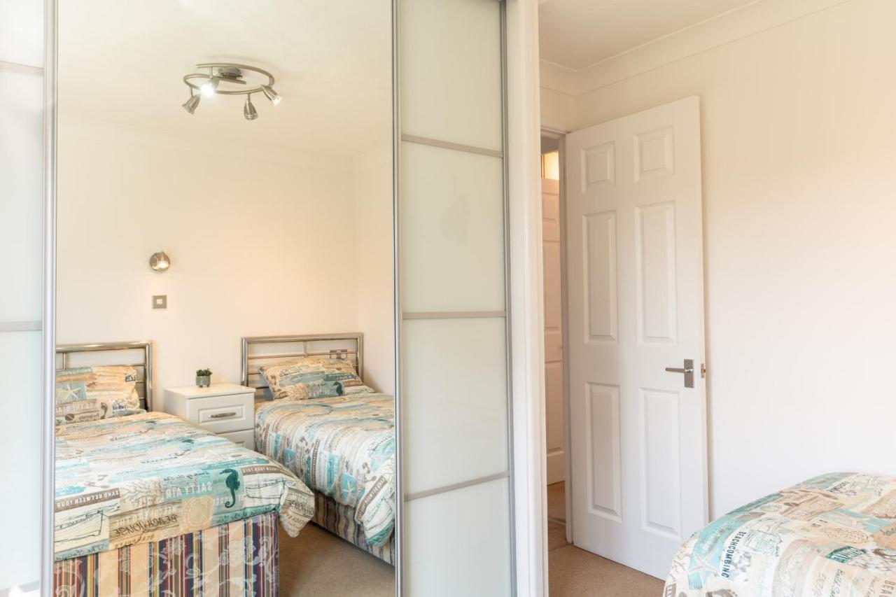 Finest Retreats - Serendipity Lodge Torpoint Bagian luar foto