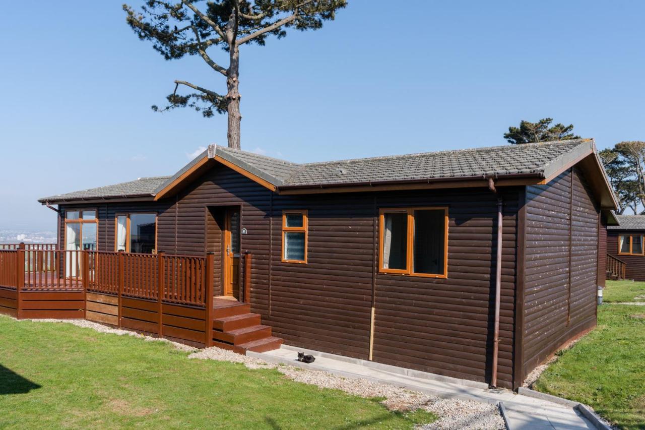 Finest Retreats - Serendipity Lodge Torpoint Bagian luar foto
