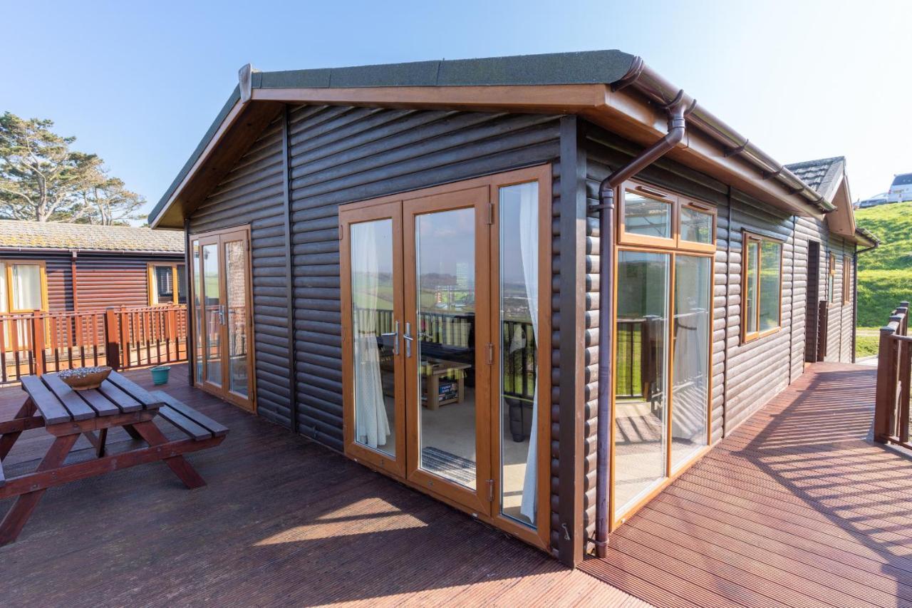 Finest Retreats - Serendipity Lodge Torpoint Bagian luar foto