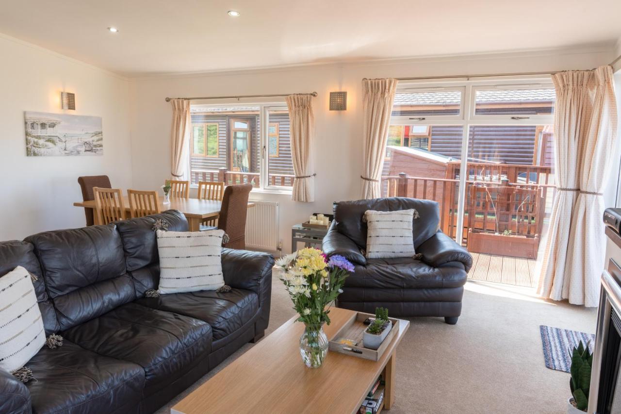 Finest Retreats - Serendipity Lodge Torpoint Bagian luar foto